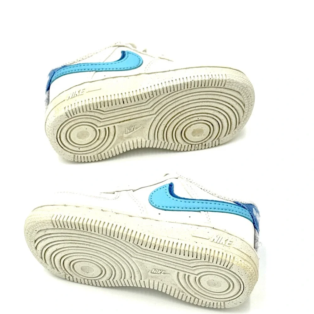Nike Force 1 LV8 2 DV0753 100 Toddlers, Sizes‎ 6, Like New